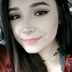 Meet your Posher, Juliet